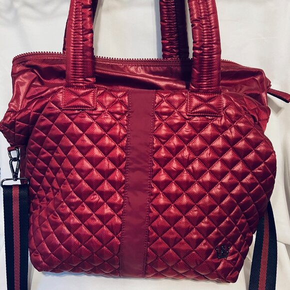 Oliver Thomas Quilted Kitchen Sink Tote/Matching Pouch-Dogs Signature-Maroon - Picture 10 of 16